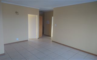 2 Bedroom Simplex in Zwartkop