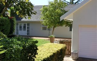 4 Bedroom House in Heldervue