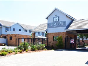 2 Bed House in Summerset
