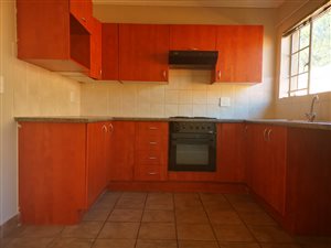 3 Bed Townhouse in Montana Park
