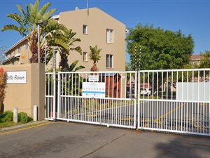 2 Bed Apartment in Oakglen