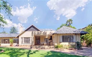 5 Bedroom House in Emmarentia