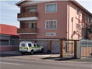 Studio Apartment in Bellville Central
