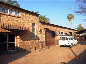 350 m² Commercial space in Bellevue