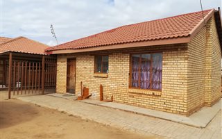 2 Bedroom House in Bloemhof