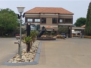 7600 m² Land available in Bredell AH