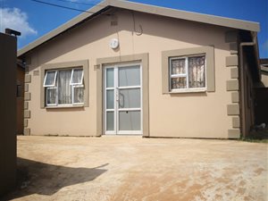 4 Bed House in Orient Hills