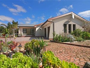 3 Bed House in Silver Oaks