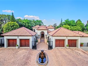 4 Bed House in Country Lane Estate
