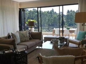 3 Bed Apartment in Gillitts
