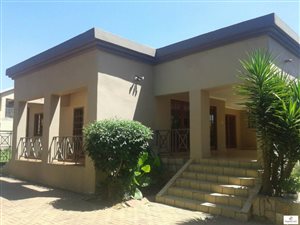 4 Bed House in New Redruth