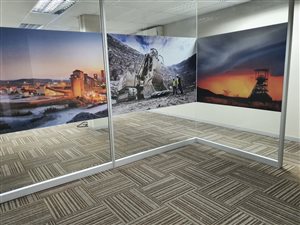 14034 m² Office Space in Southdowns Estate