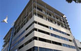 65 m² Commercial space in Green Point