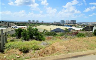 1895 m² Land available in Voorbaai