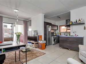 3 Bed Apartment in Olivedale