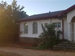 3 Bed House in Rensburg