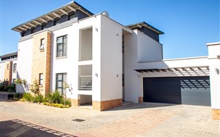 3 Bedroom Townhouse in Hazelwood
