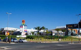 120 m² Retail Space in North Riding