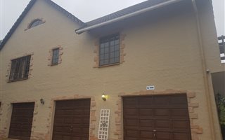 2 Bedroom Flat in Assagay