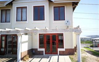 2 Bedroom Duplex in Mariannhill Park