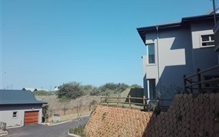 3 Bedroom Apartment in Simbithi Estate