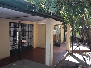 4 Bed House in Greymont