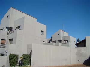 1 Bed Apartment in Edenburg
