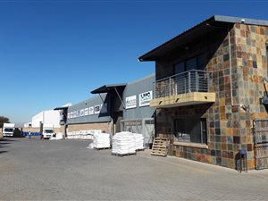 2360 m² Industrial space in Lea Glen