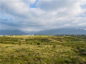 847 m² Land available in Kingswood Golf Estate