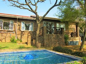 4 Bed House in West Acres