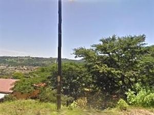 696 m² Land available in Shallcross