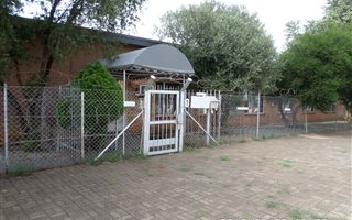 1000 m² Commercial space in Uraniaville