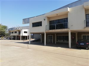 990 m² Industrial space in Shakas Head