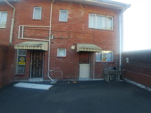 3 Bed House in Umhlatuzana