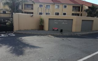 2 Bedroom Apartment in Halfway House