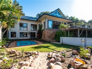 3 Bed House in Sheffield Beach