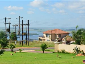 1288 m² Land available in Bronkhorstbaai