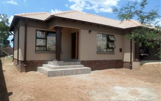 3 Bedroom House in Leondale