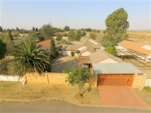 3 Bed House in Mayberry Park