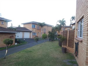3 Bed Townhouse in Amanzimtoti