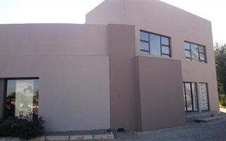 1000 m² Commercial space in Irene Park