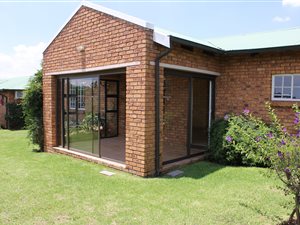 2 Bed Townhouse in Sunair Park