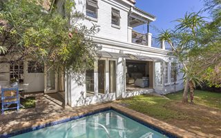4 Bedroom House in Magaliessig