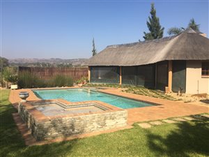 1 Bed Garden Cottage in Zwavelpoort