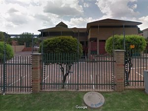 3000 m² Office Space in Ferndale