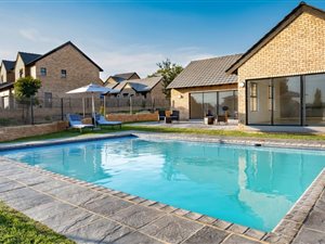 2 Bedroom Apartment in Kyalami