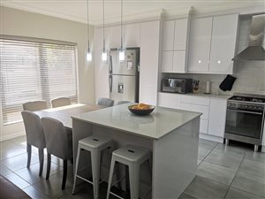 3 Bed Duplex in Woodhill
