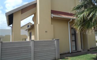 3 Bedroom Duplex in Vanderbijlpark SE