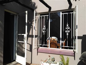 1 Bed Townhouse in Edenglen