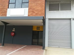 180 m² Commercial space in Cornubia